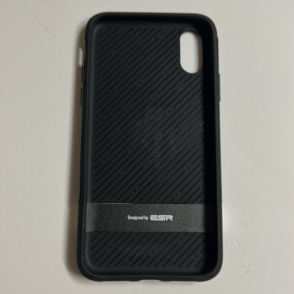 ESR - Apple iPhone Xs/X Phone Case - Black - Picture 2 of 9